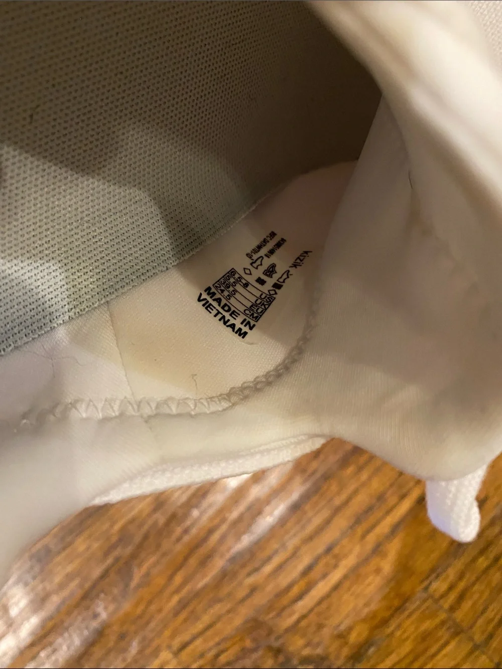 Women's All-White Kizik Athens  Athletic Sneakers